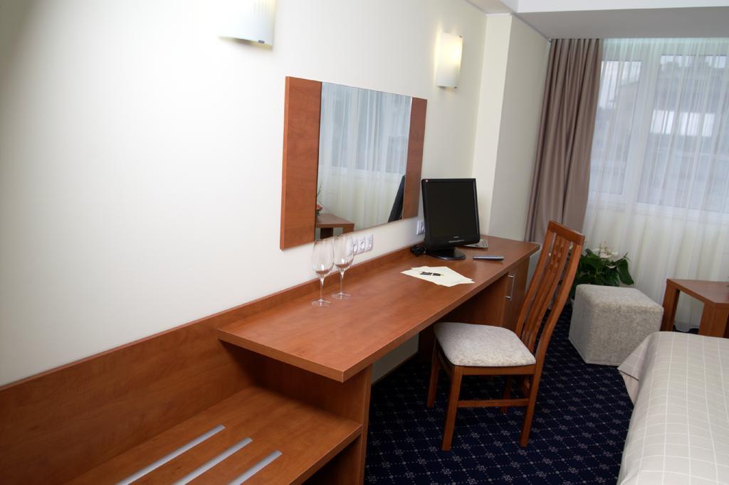 Marshal Hotel Bucareste Quarto foto